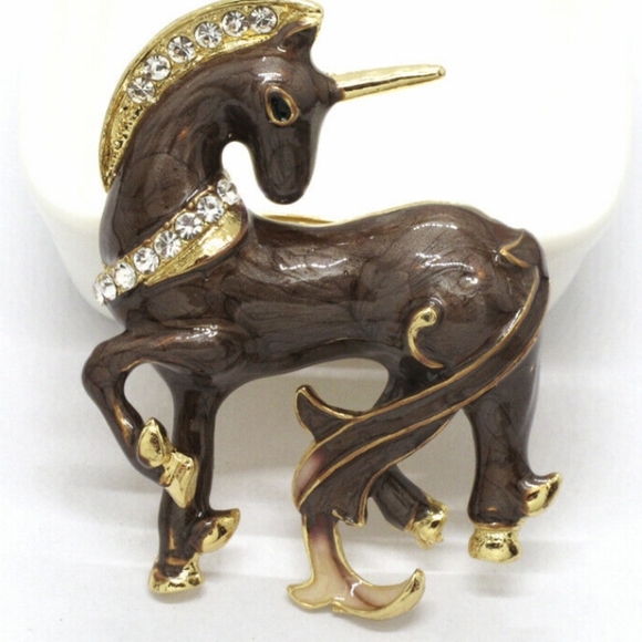 Betsey Johnson Unicorn Brooch - Picture 3 of 3